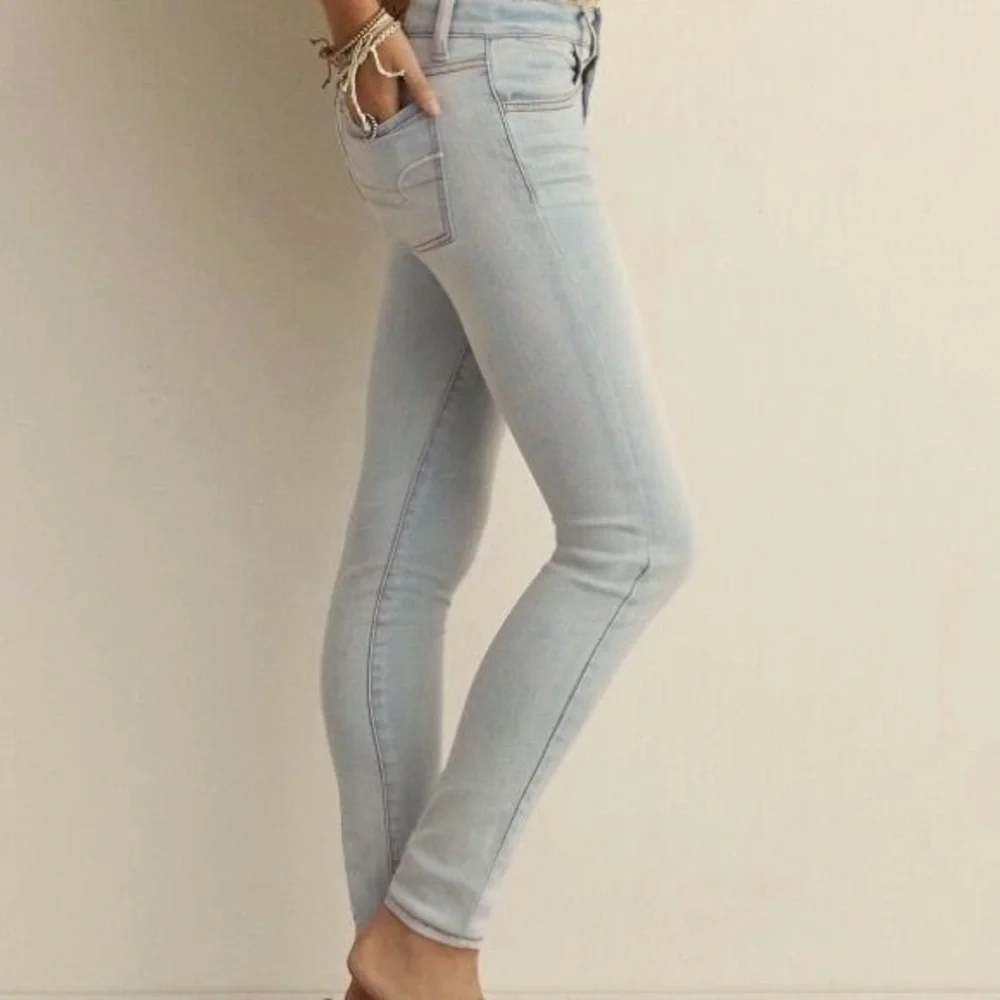 AEO High Rise Skinny Jeans EUC Size 6 Acid Wash - Picture 4 of 8